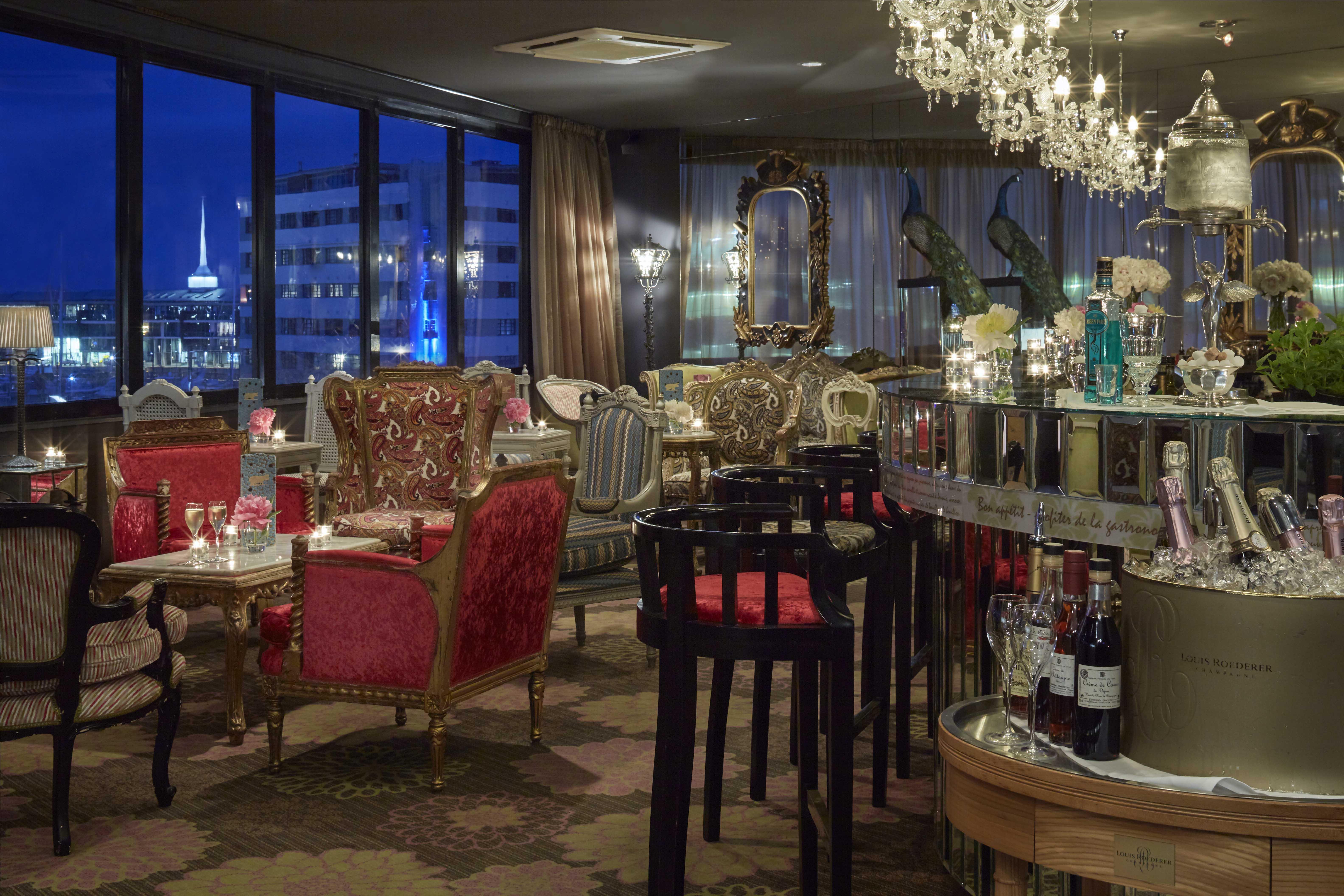 Museum Apartment Hotel, Independent Collection By Evt Wellington Eksteriør bilde The bar at the 101 bar